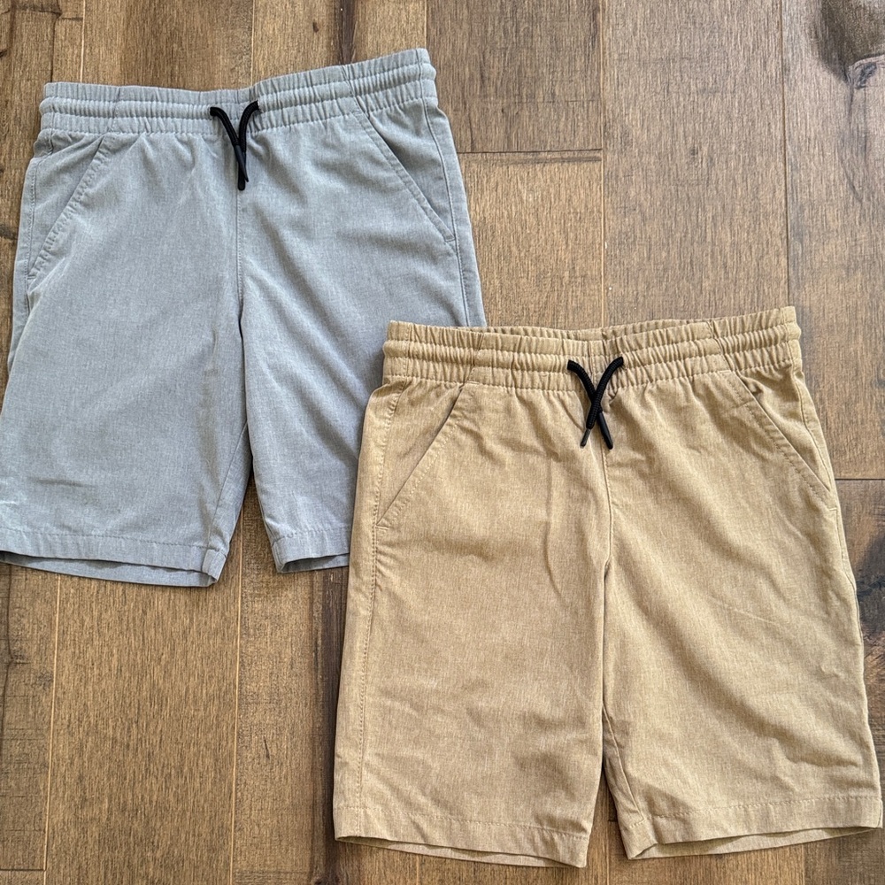Nautica Gray and Tan Shorts Set